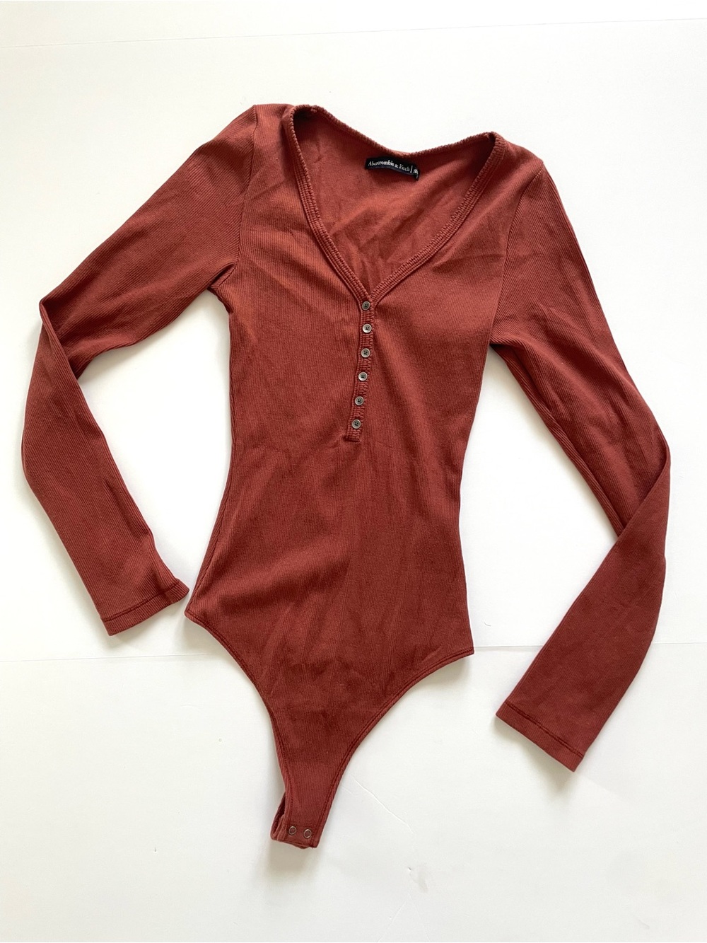 Abercrombie & Fitch Rust Ribbed V-Neck Long-Sleeve Bodysuit